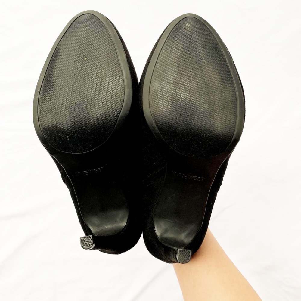 NWOT Winged Suede Stiletto Booties - Picture 5 of 6